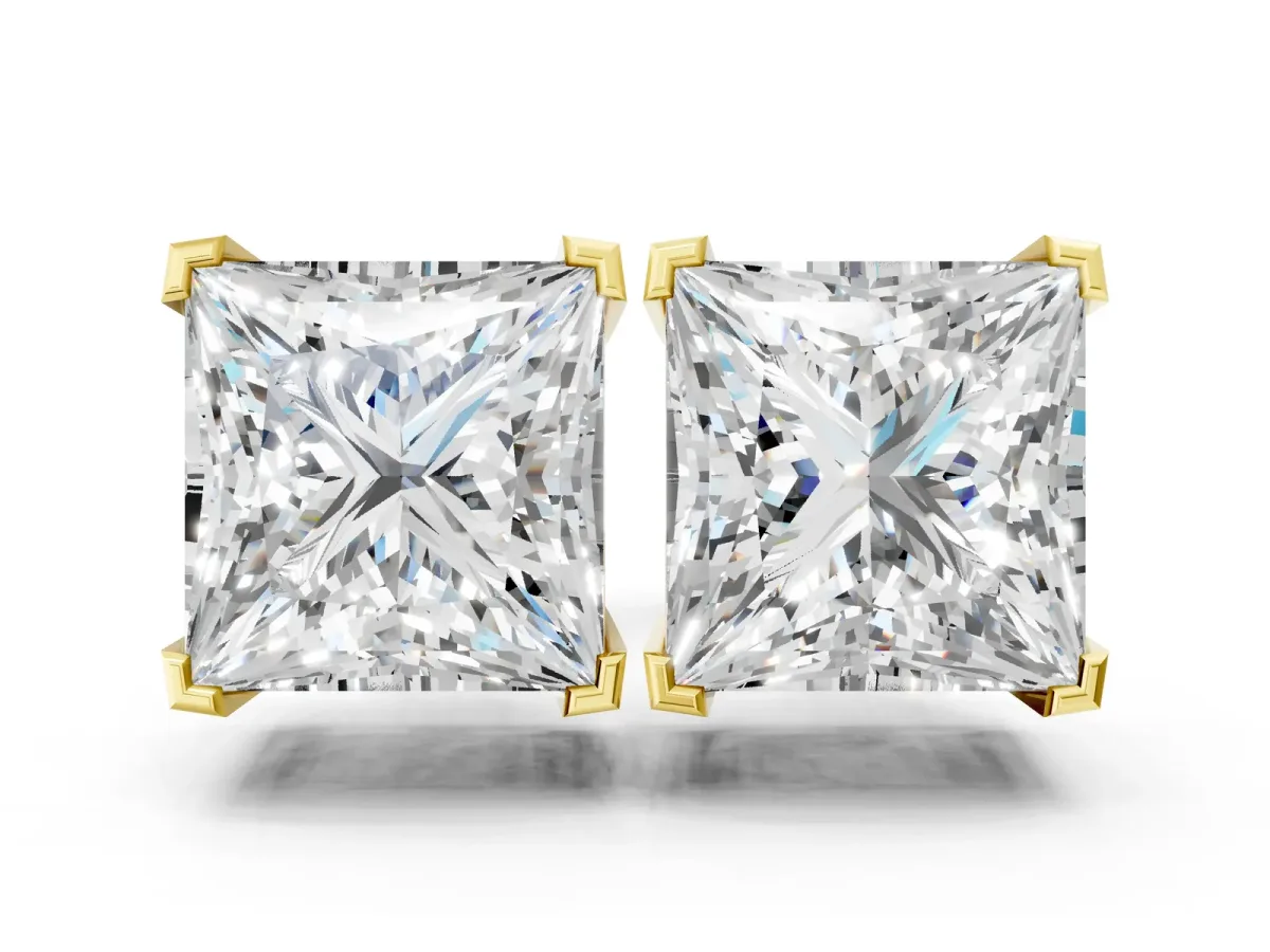 Princess Cut Diamond Stud Earrings Yellow gold