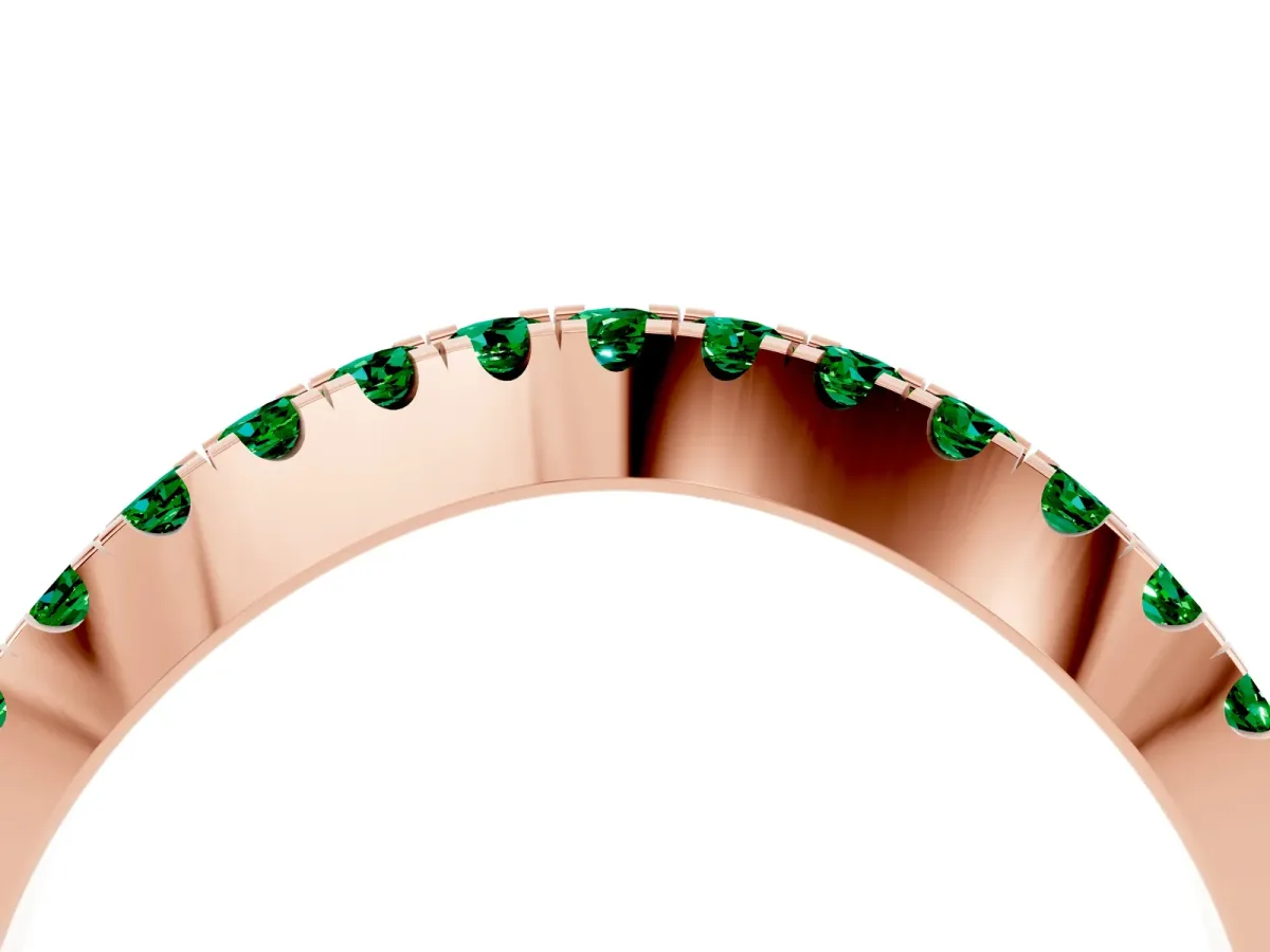 Round Emerald Pavé Curved Band with Shared Prong Setting Rose gold