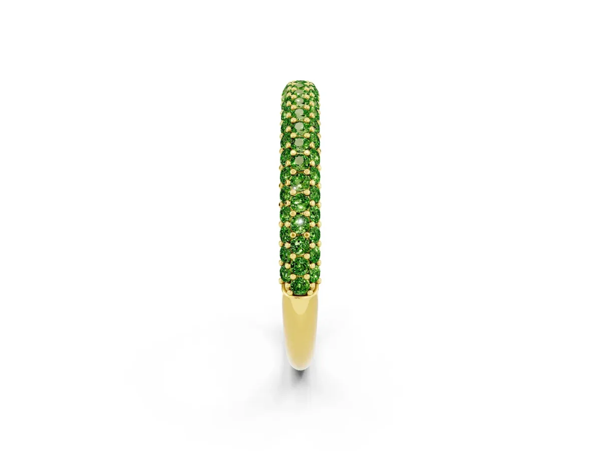 Round Peridot Pavé Eternity Band with Shared Prong Setting Yellow gold