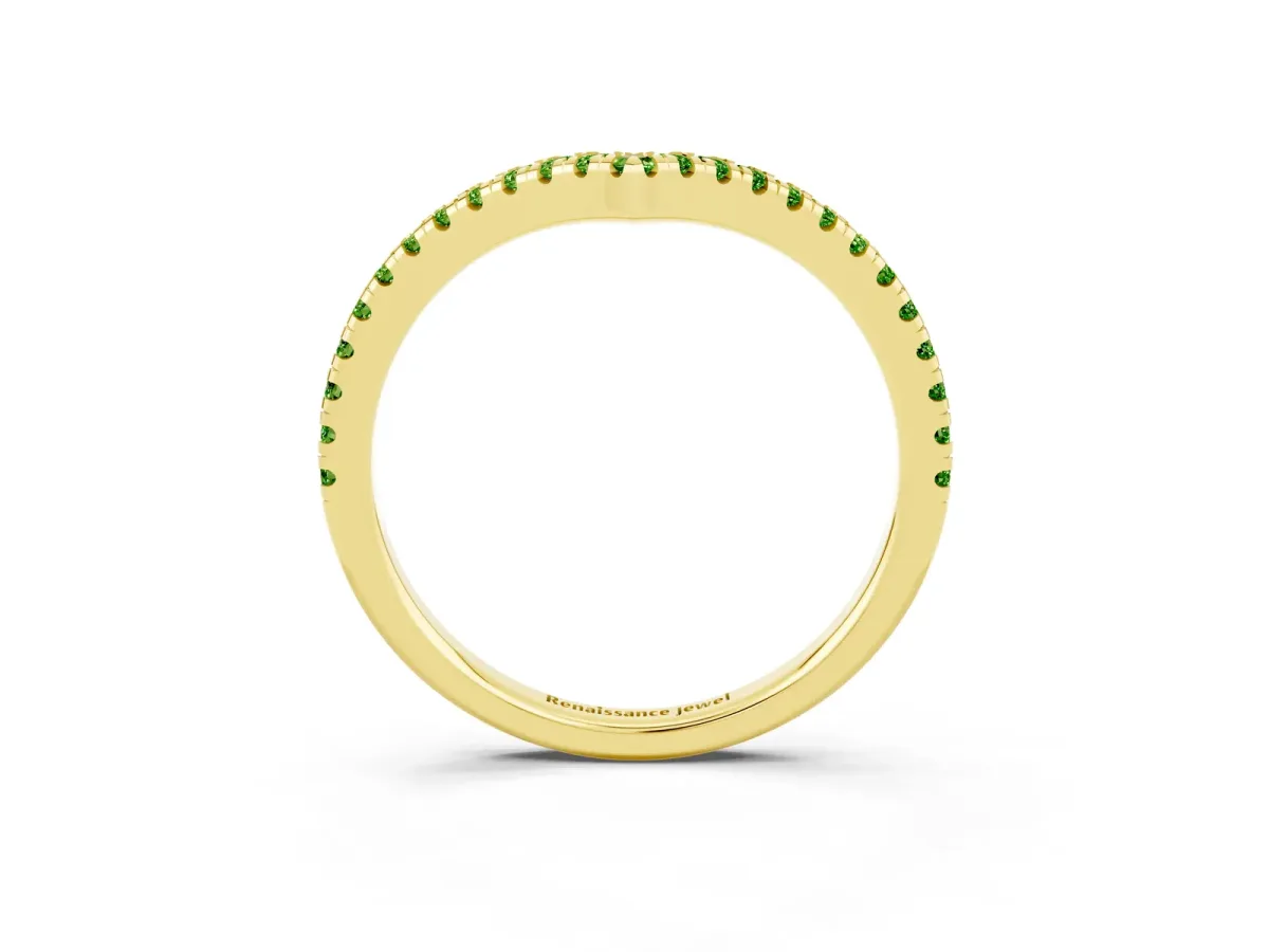 Pavé Round Peridot V-Shaped Chevron Band with Shared Prong Setting Yellow gold
