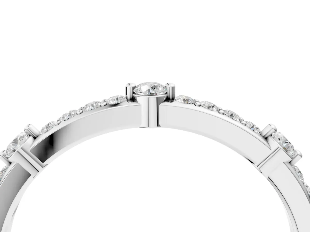 Round Diamond Pavé Eternity Band with Prong Setting White gold