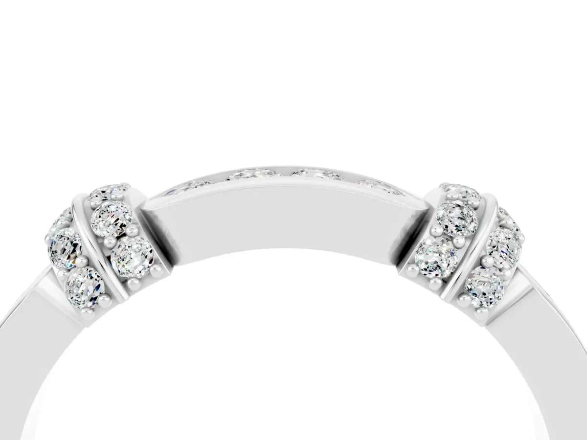 Pavé Round Moissanite Link Band with Bezel Setting Silver