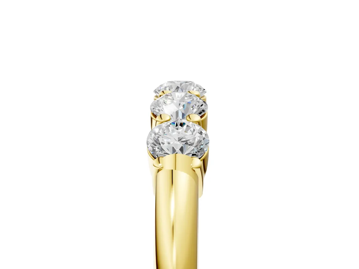 Five-Stone Round Diamond Prong Set Half-Eternity Band Yellow gold