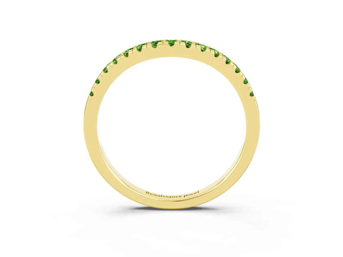 Peridot Pavé Curved Wedding Band Yellow gold