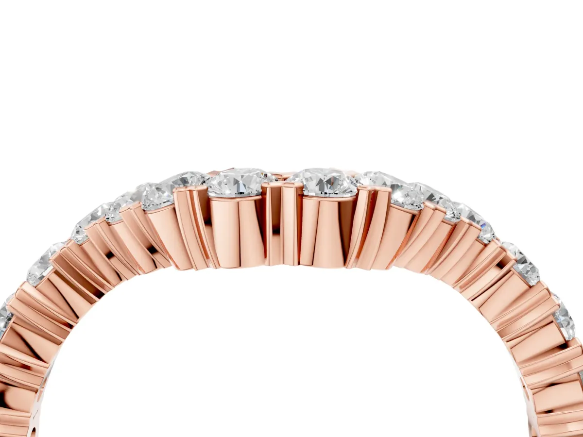 V-Shaped Diamond Round Cut Pavé Band with Prong Setting Rose gold