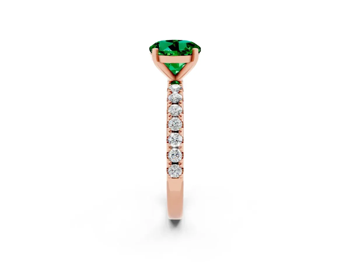 Round Cut Emerald Solitaire Pavé Band with Four-Prong Setting Rose gold