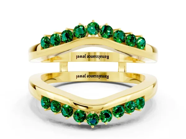 Round Emerald Chevron Contour Band with Prong Setting Yellow gold