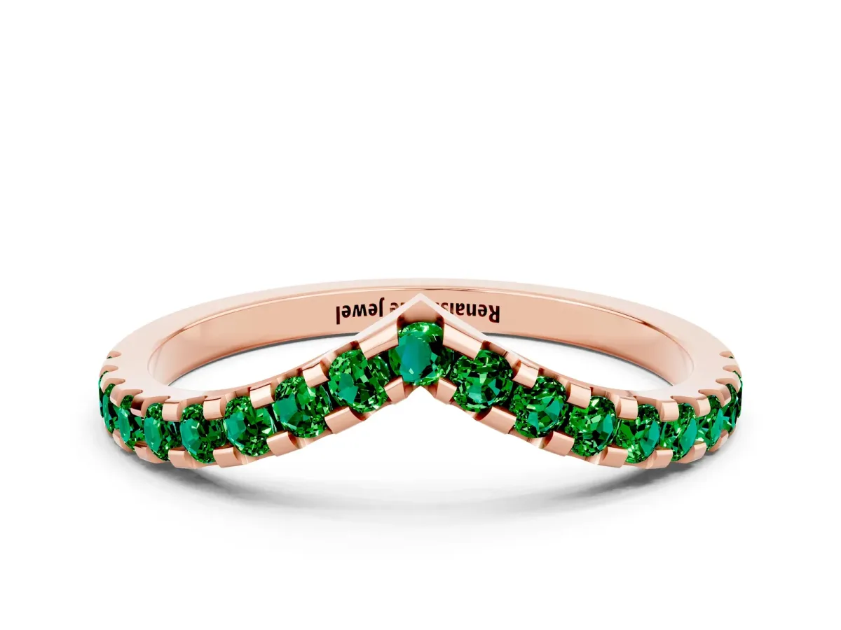 Pavé Round Emerald Chevron Band with Shared Prong Setting Rose gold