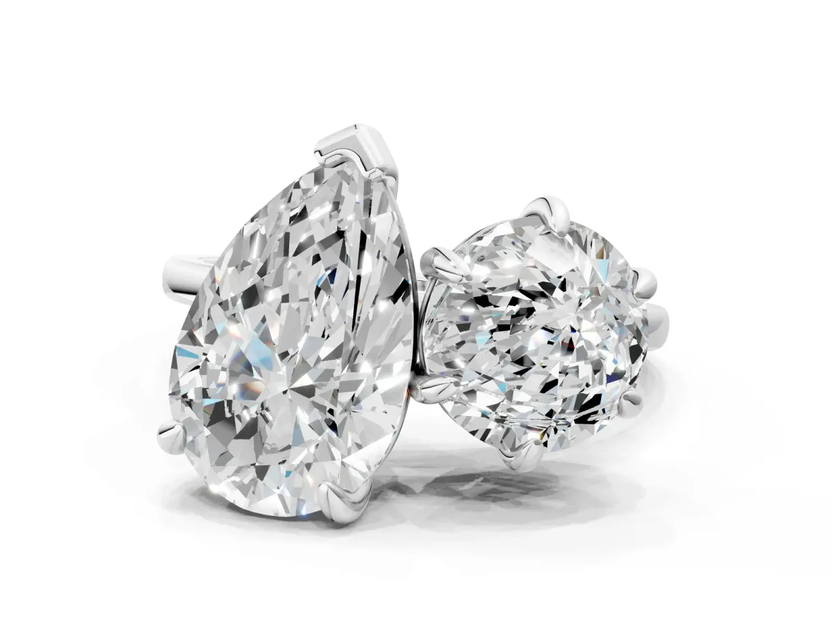 Round and Pear Toi Moi Ring with Prong Setting and Plain Band White gold