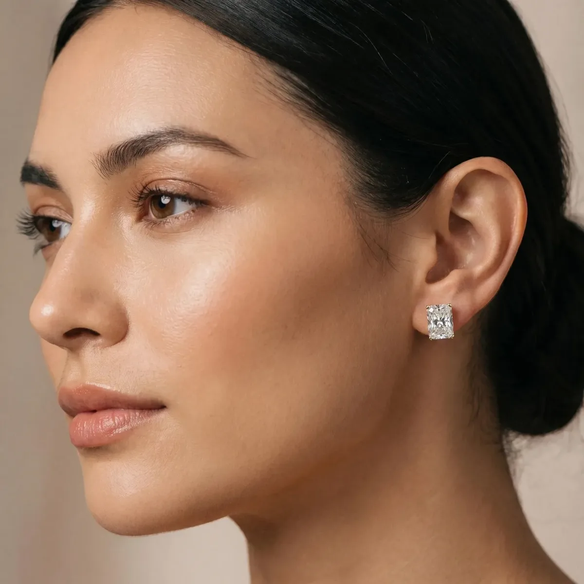Radiant Cut Diamond Stud Earrings Yellow gold