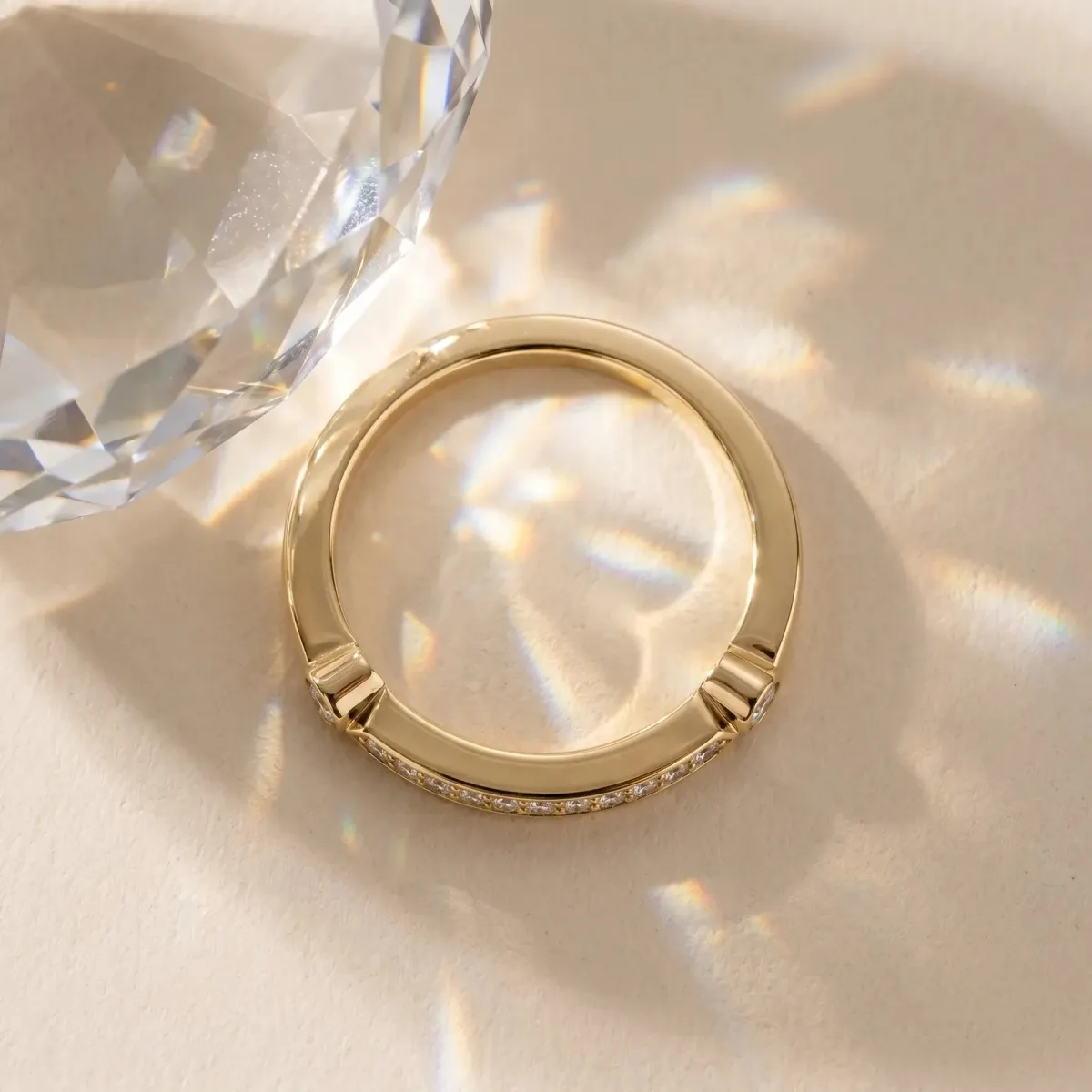 Pavé Round Diamond Bar Station Ring with Channel Setting Yellow gold