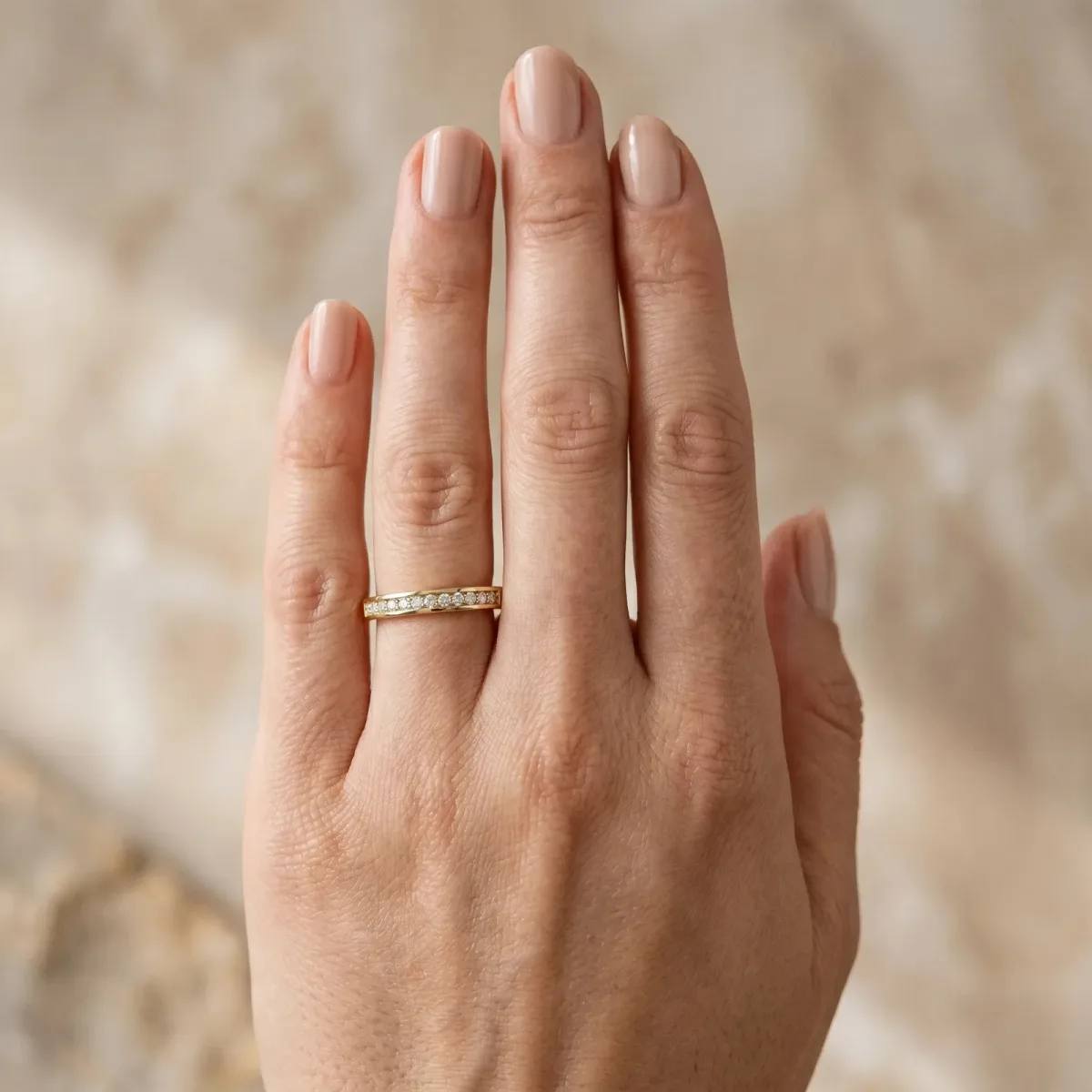 Round Diamond Half Eternity Pavé Band Yellow gold