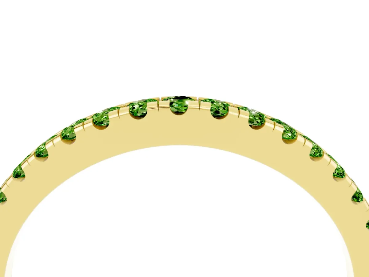 Round Peridot Pavé Half Eternity Band with Shared Prong Setting Yellow gold