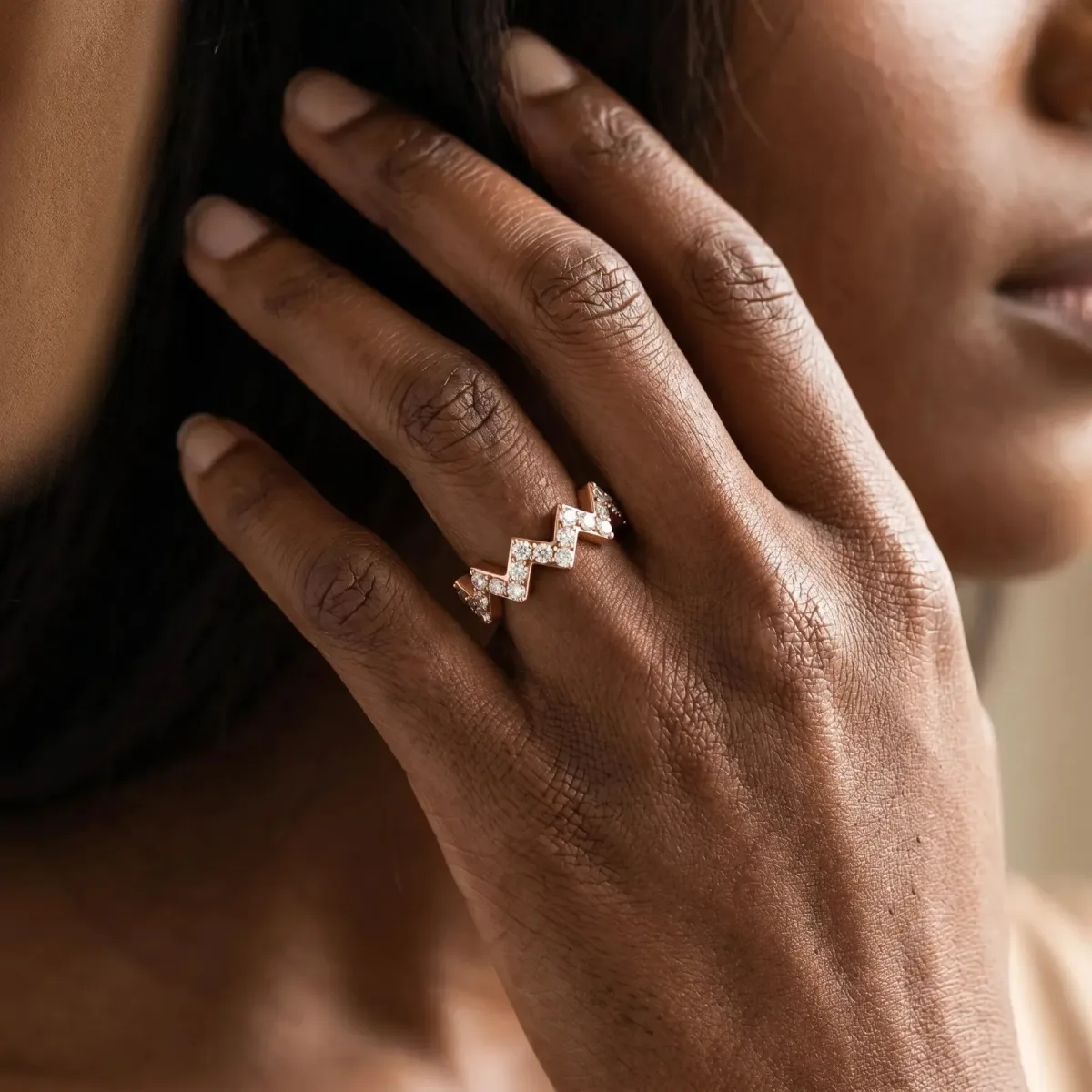 Zigzag Diamond Pave Round Eternity Band with Prong Setting Rose gold