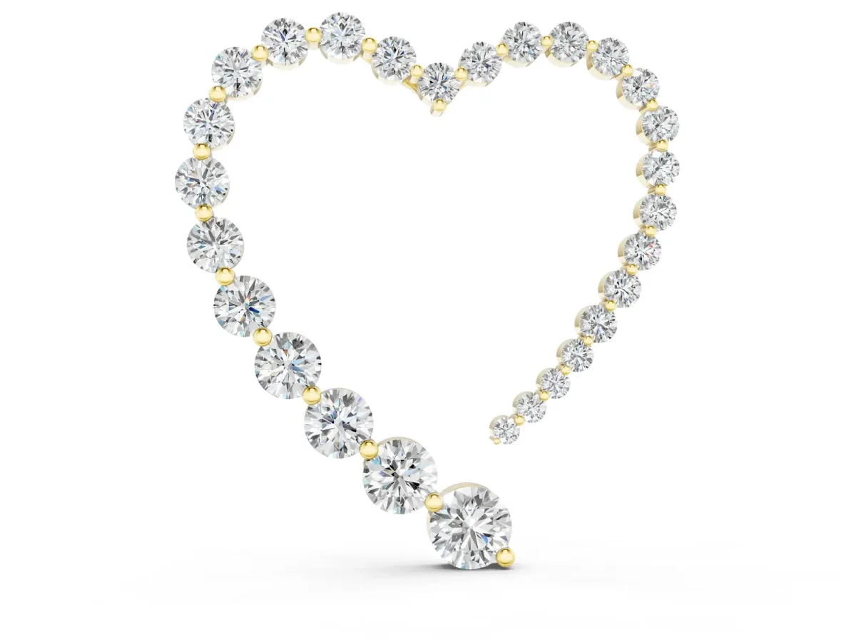 Round Diamond Heart Pendant with Prong Setting Yellow gold