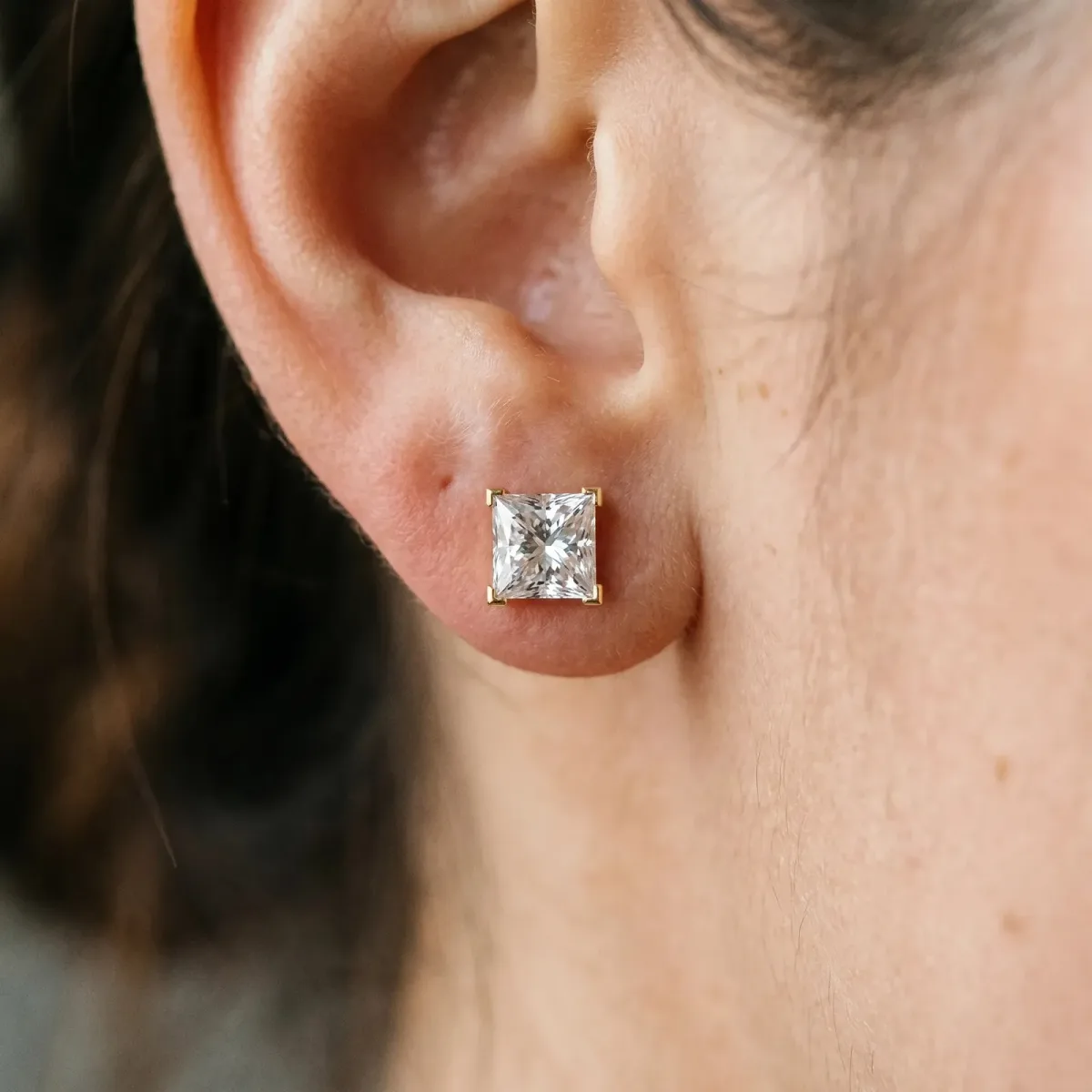Princess Cut Diamond Stud Earrings Yellow gold