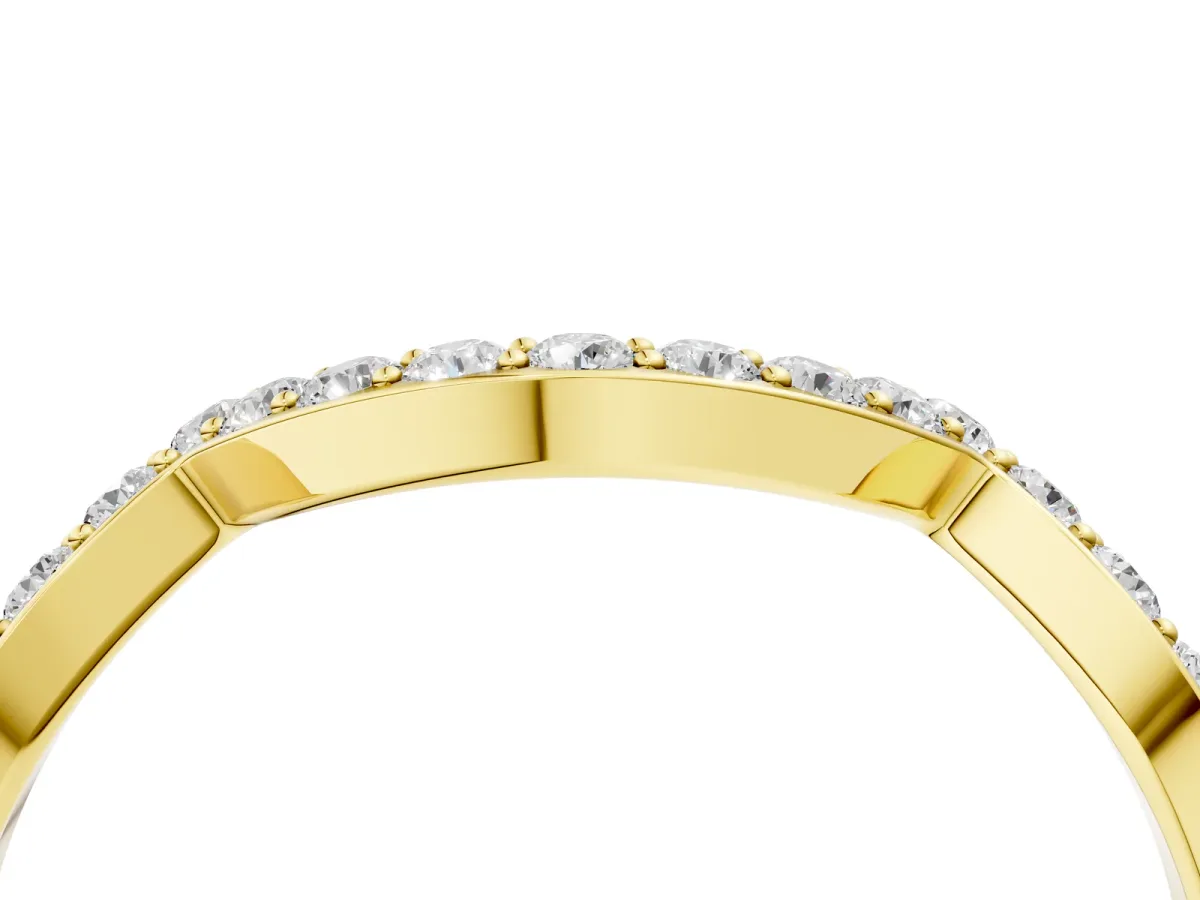 Curved Pave Round Diamond Contour Band with Shared Prong Setting Yellow gold