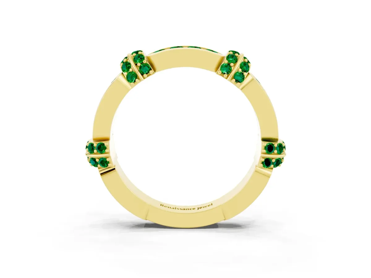 Pavé Round Emerald Link Band with Bezel Setting Yellow gold