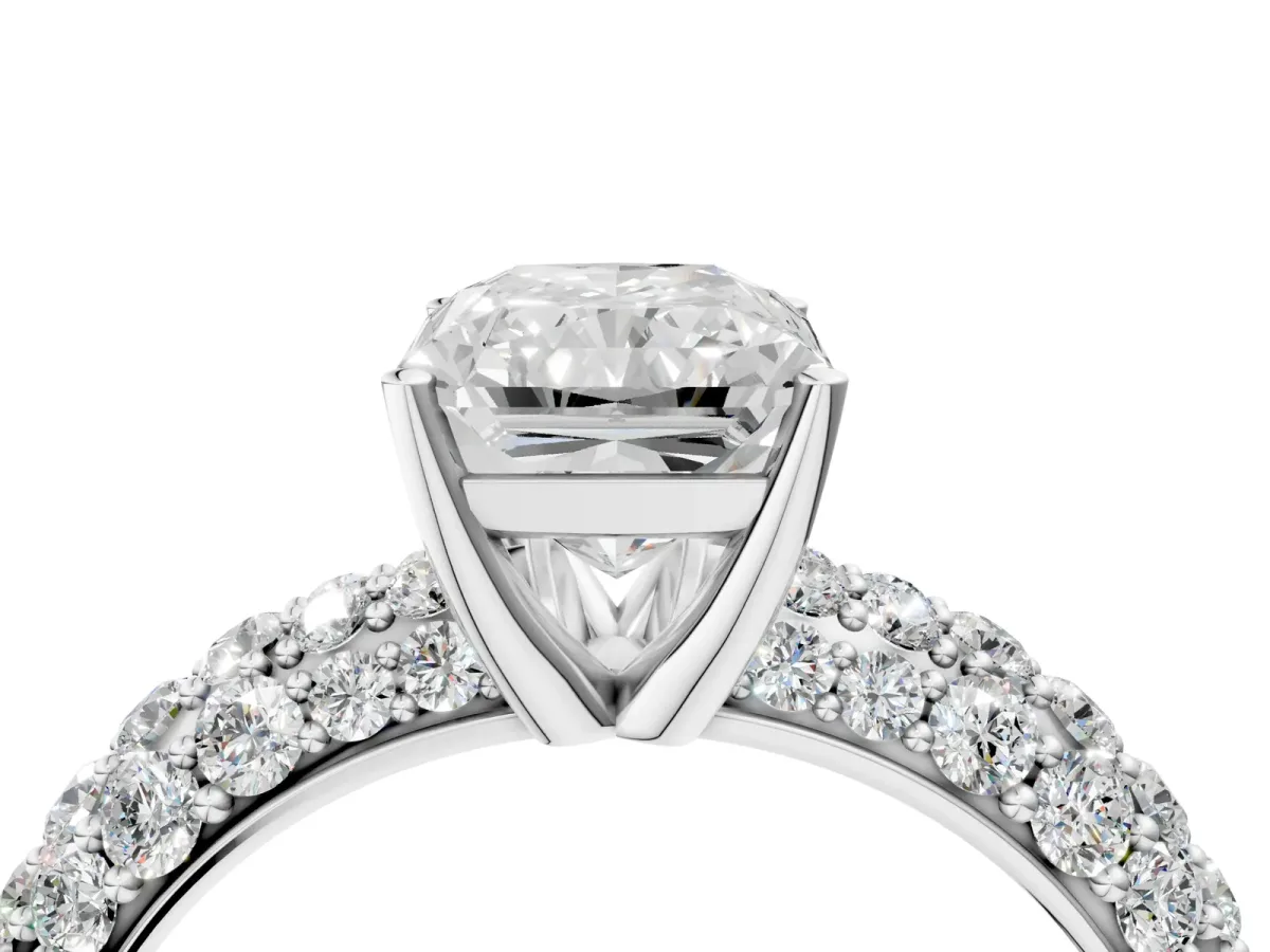 Radiant Cut Diamond Pavé Band Solitaire Ring with Four-Prong Setting Platinum