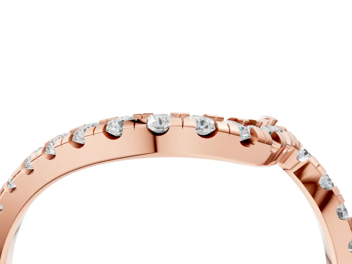 Round Diamond Pavé V-Shaped Contour Band with Shared Prong Setting Rose gold