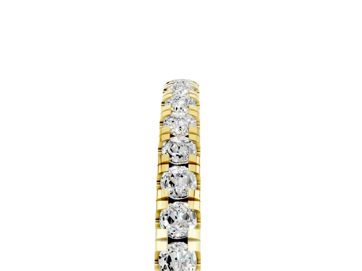 Pavé Round Moissanite Half Eternity Band with Shared Prong Setting Yellow gold