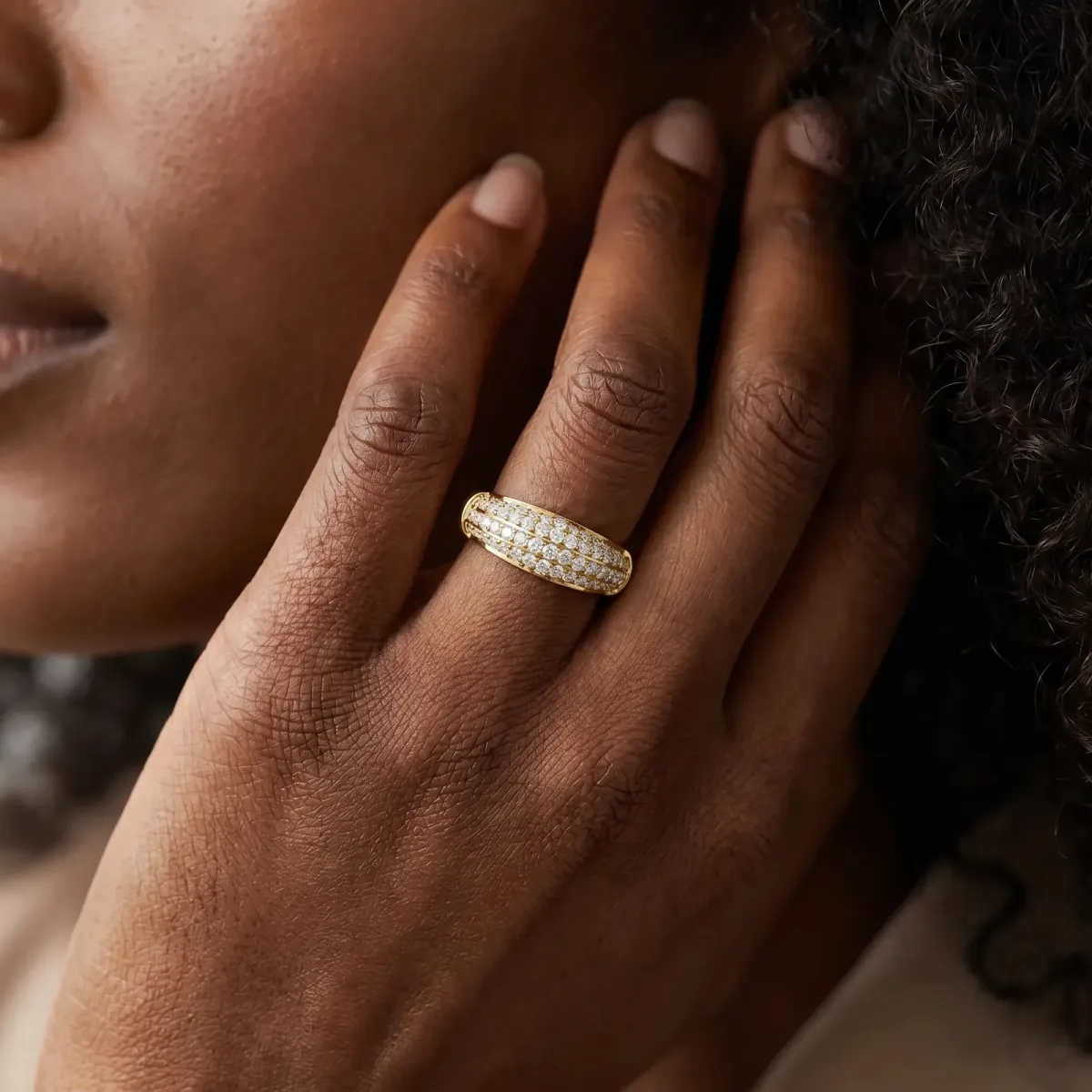Three-Row Pavé Round Diamond Dome Band Yellow gold