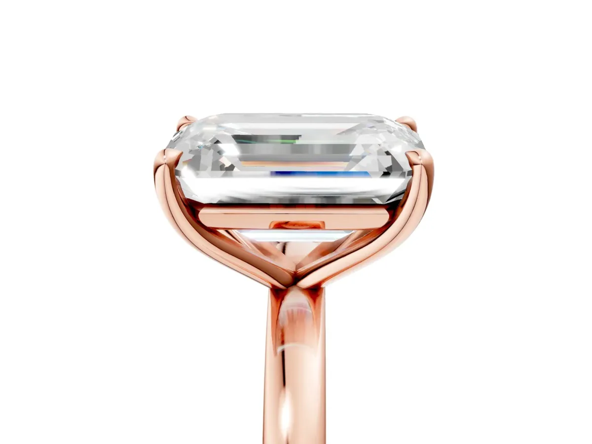Fancy Pink Emerald Cut and Emerald Cut Toi Moi Ring with Prong Setting Rose gold