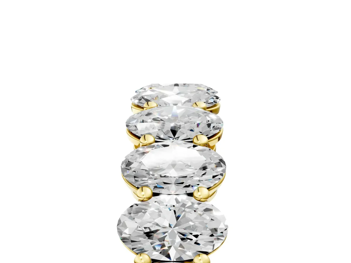 Oval Diamond Prong-Set Eternity Band Yellow gold