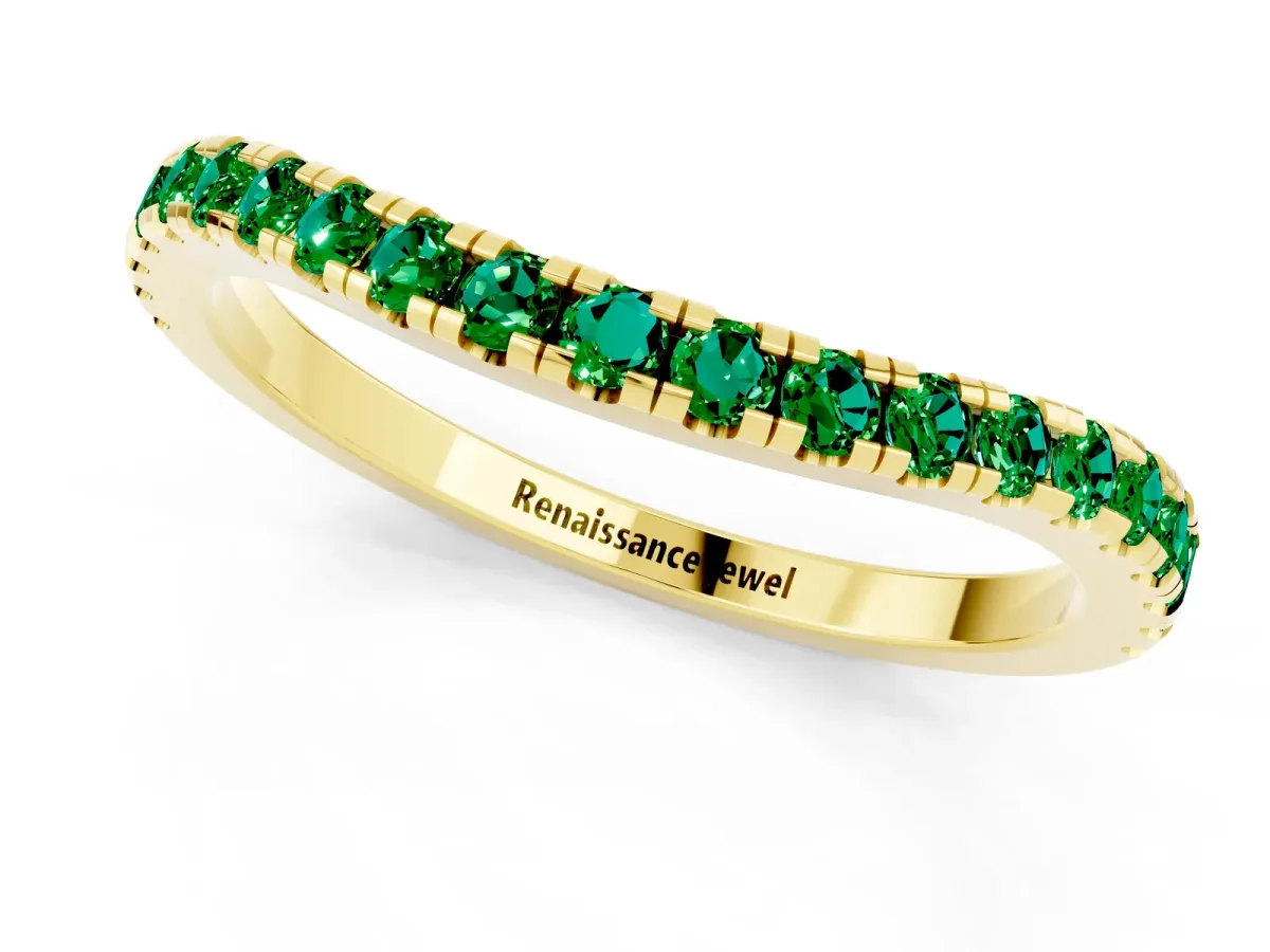 Round Emerald Pavé Half Eternity Band with Shared Prong Setting Yellow gold