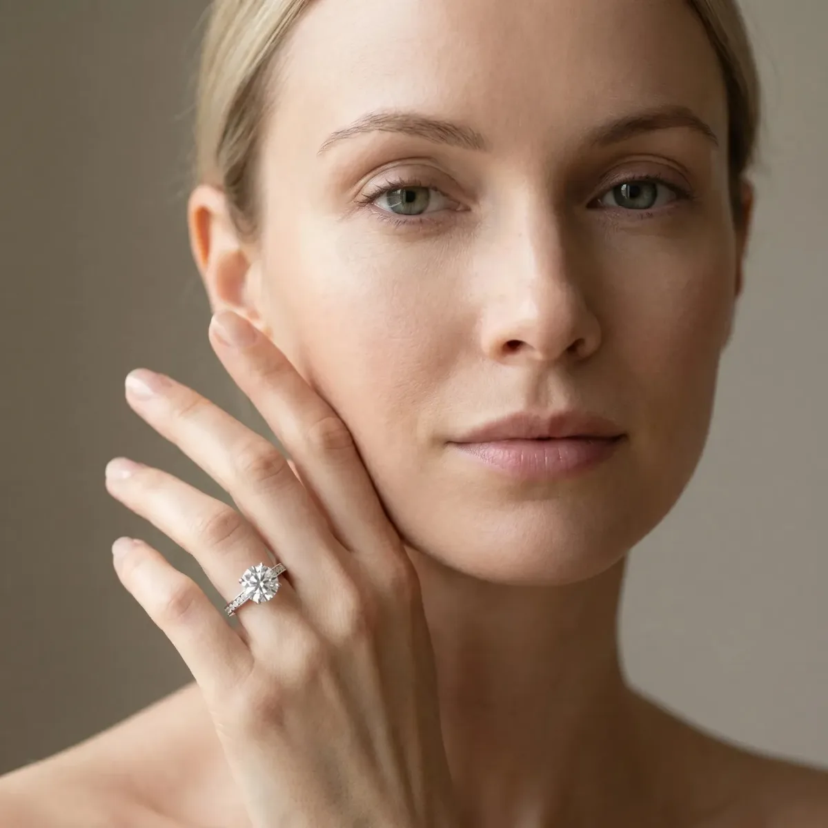Round Cut Solitaire Pavé Band Prong Setting Ring Silver