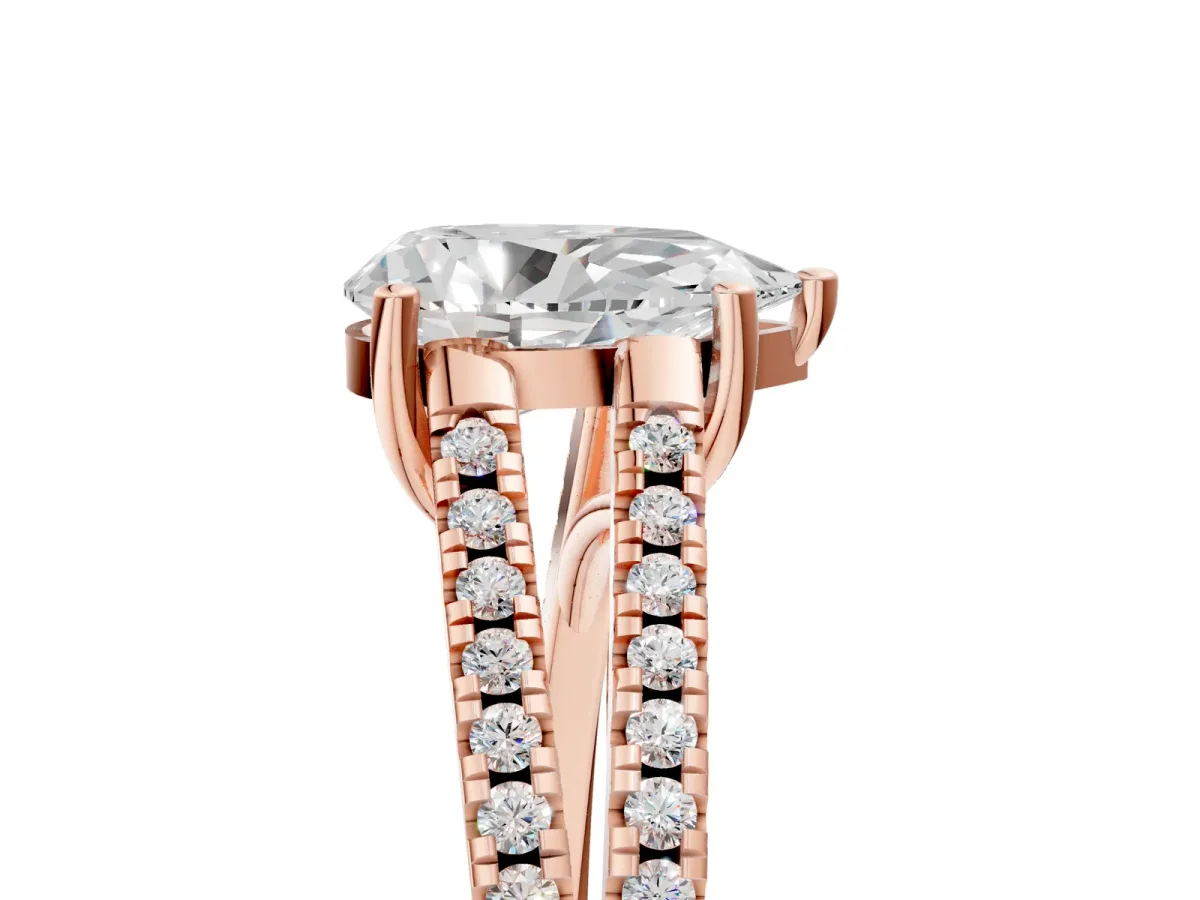 Pear Cut Diamond Solitaire Engagement Ring with Split Shank Pavé Band Rose gold