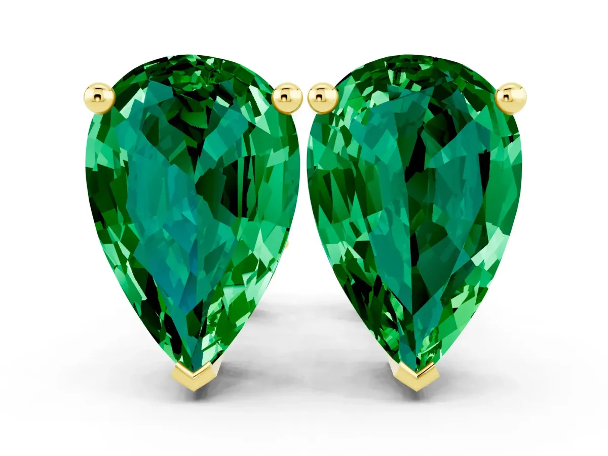 Pear Cut Emerald Stud Earrings Yellow gold