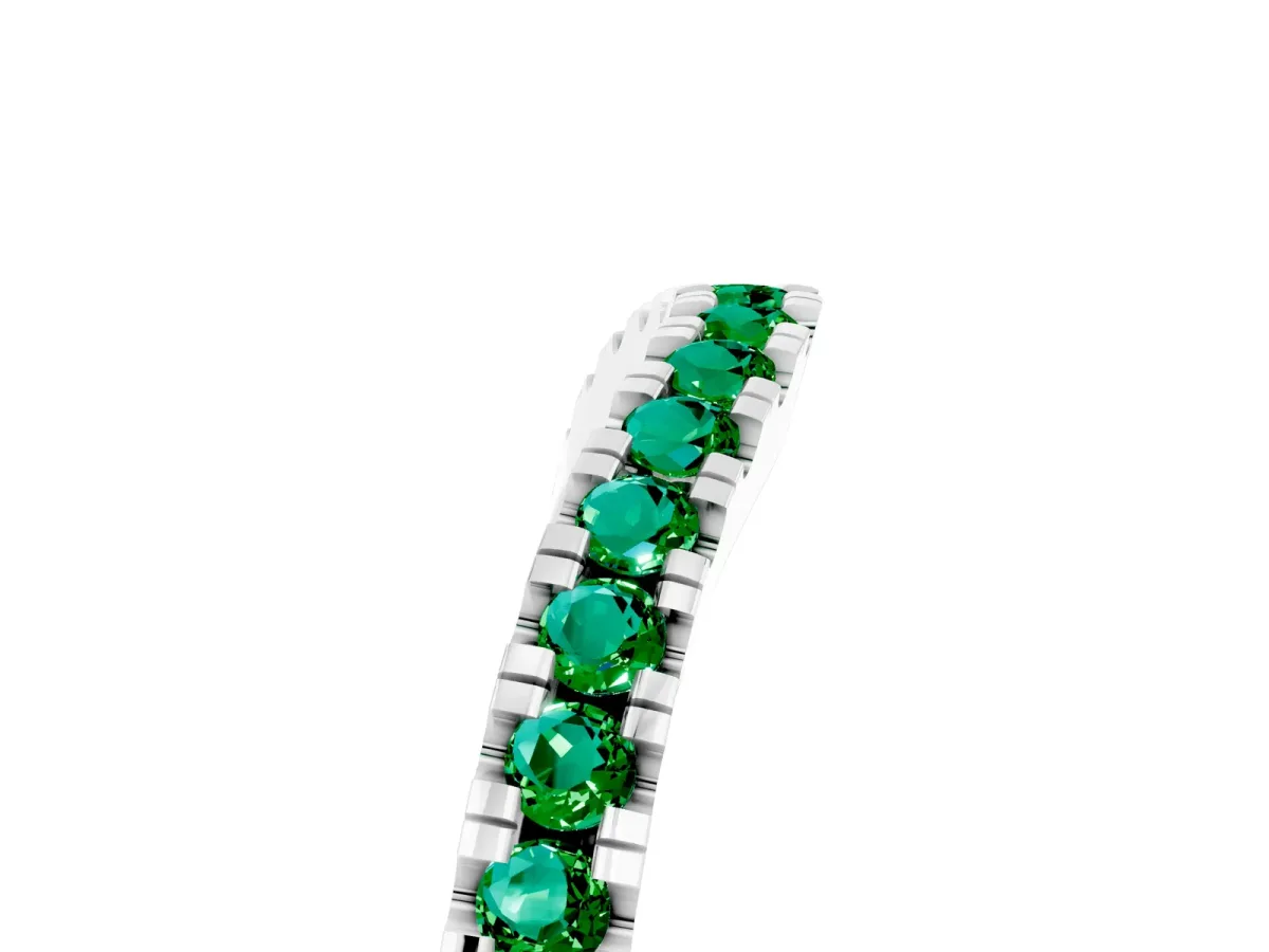 Round Emerald Pavé Curved Band with Shared Prong Setting White gold
