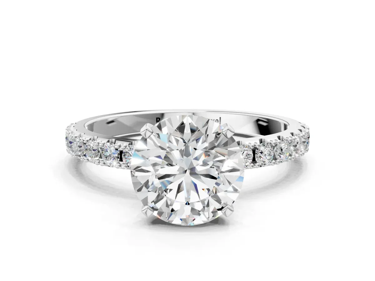Round Cut Diamond Solitaire Pavé Band with Four-Prong Setting White gold