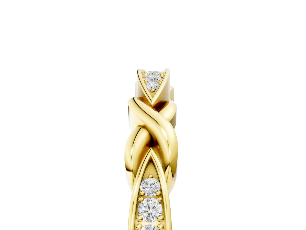Twisted Marquise Diamond Pavé Band with Shared Prong Setting Yellow gold