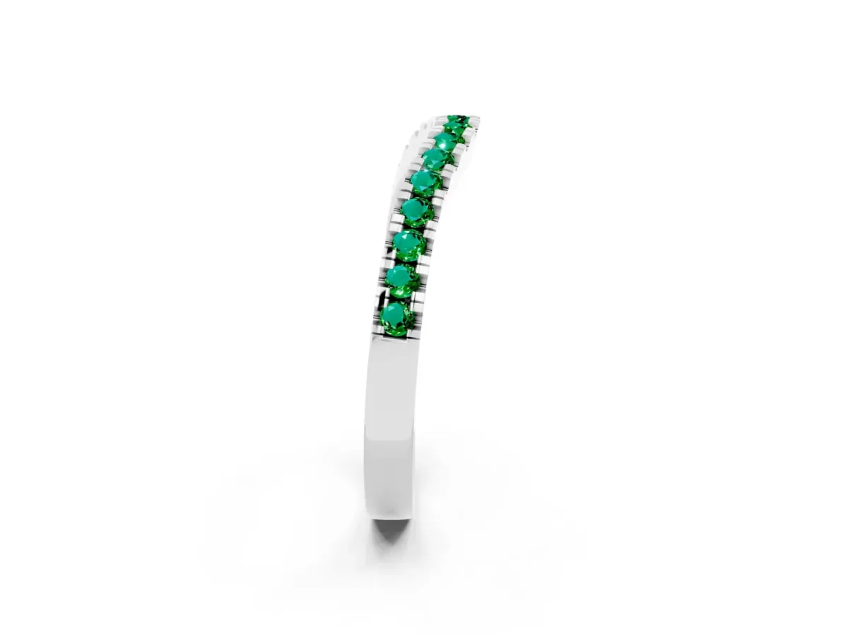Round Emerald Pavé Curved Band with Shared Prong Setting White gold