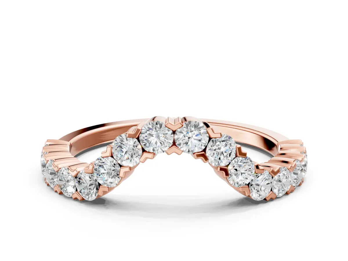 V-Shaped Diamond Round Cut Pavé Band with Prong Setting Rose gold