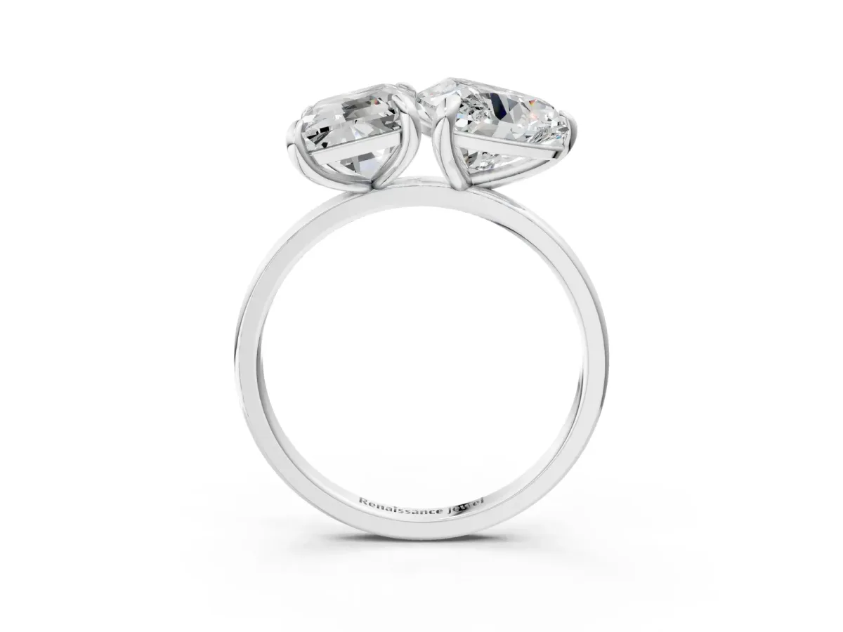 Emerald and Heart Toi Moi Ring with Prong Setting and Plain Band Platinum