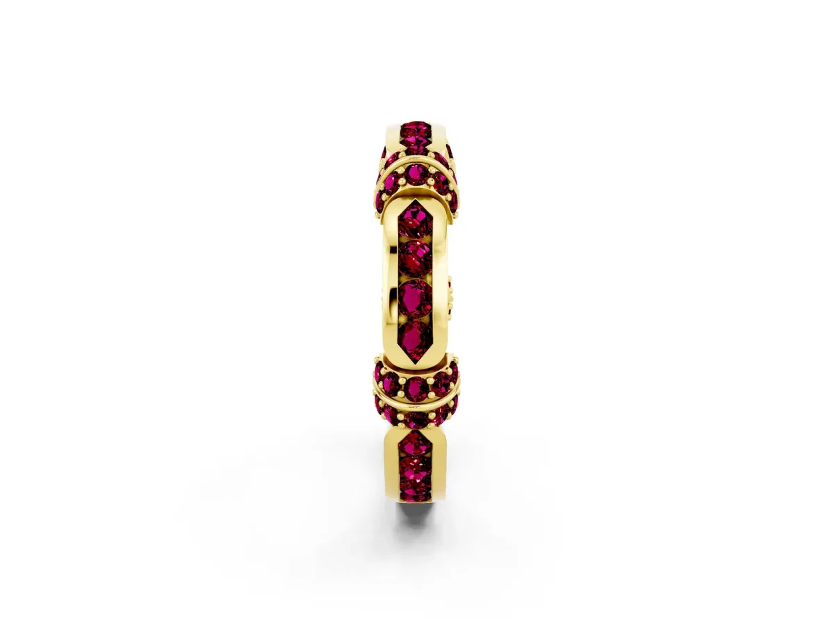 Pavé Round Garnet Link Band with Bezel Setting Yellow gold