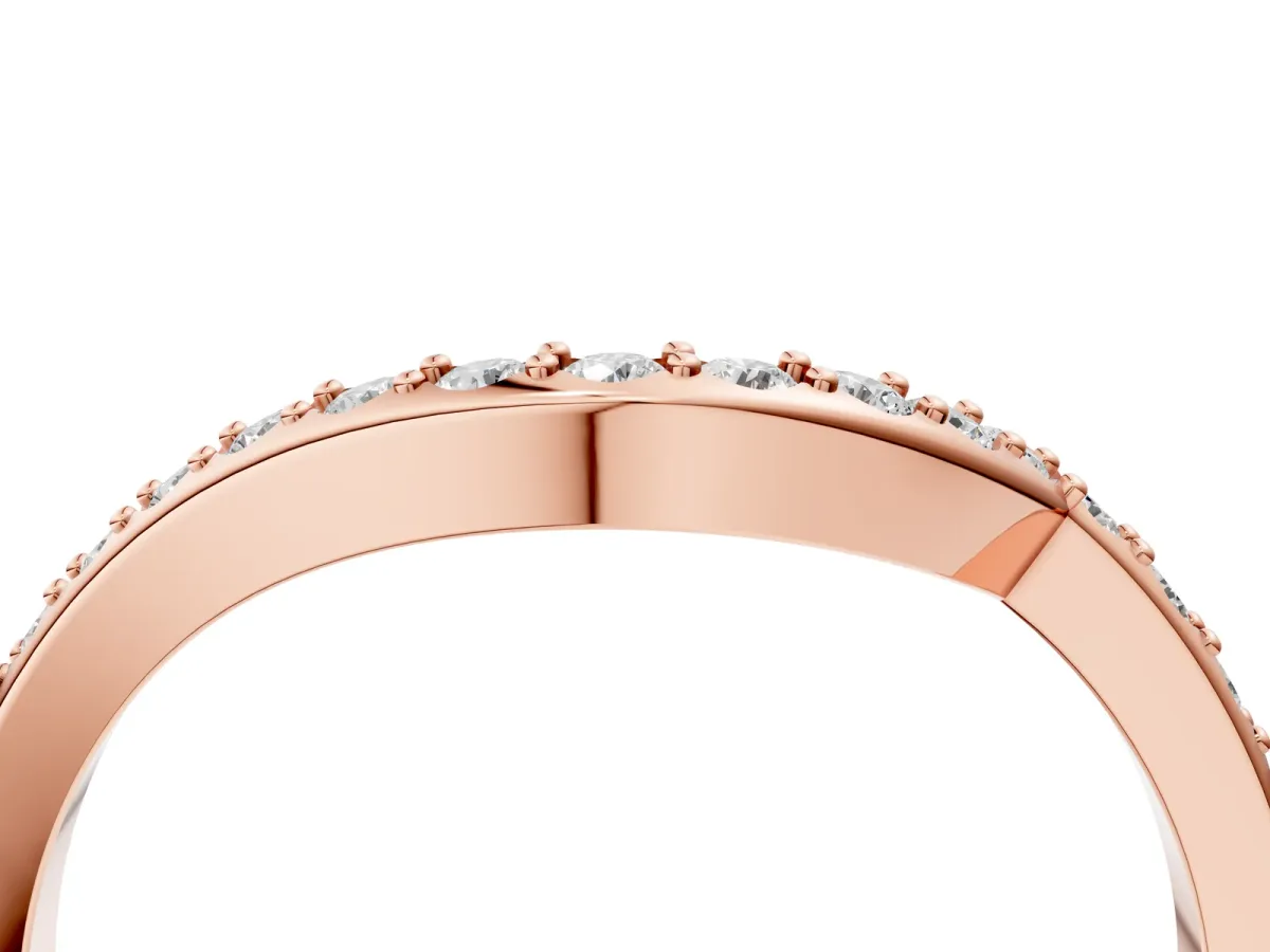 Round Diamond Pavé Twist Band with Shared Prong Setting Rose gold