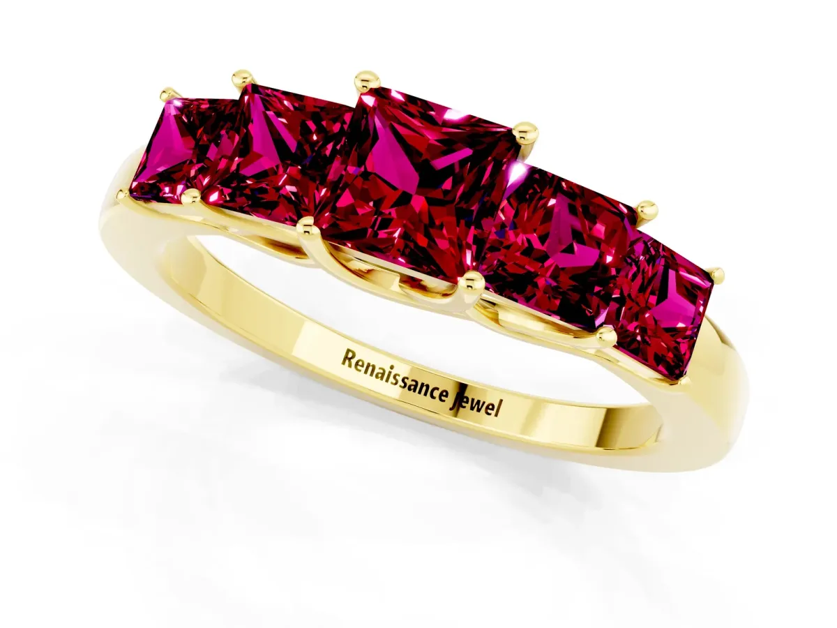 Princess Cut Five-Stone Garnet Ring with Classic Prong Setting Yellow gold
