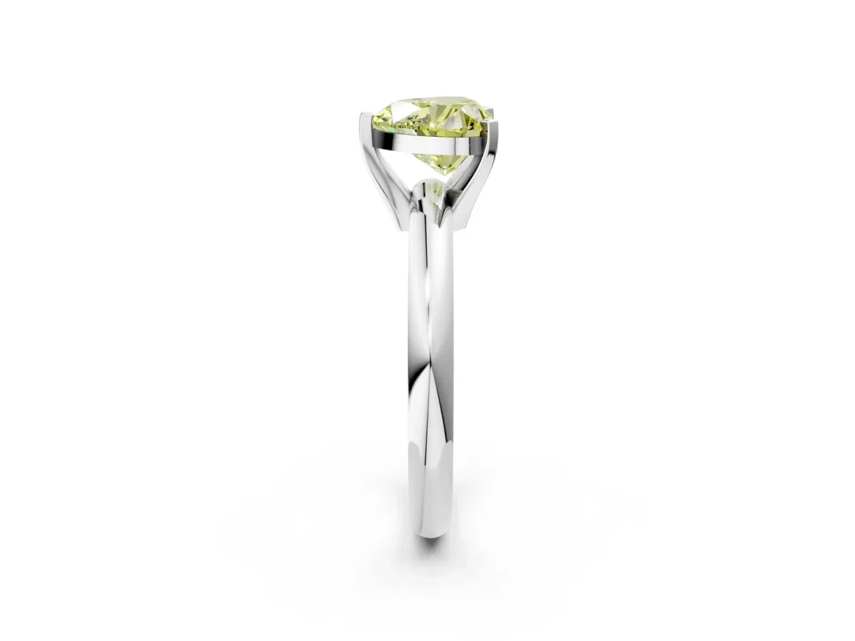 Pavé Round Emerald Twist Band Platinum