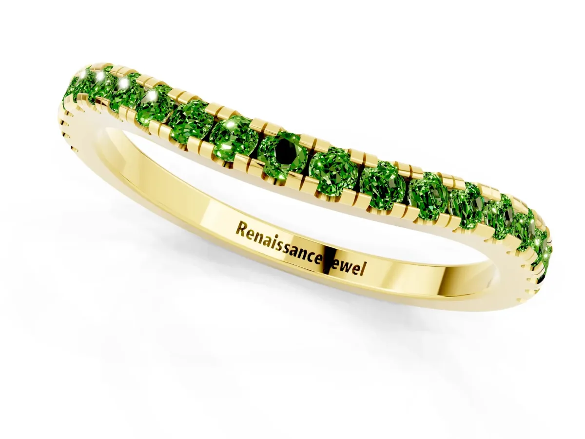 Round Peridot Pavé Half Eternity Band with Shared Prong Setting Yellow gold