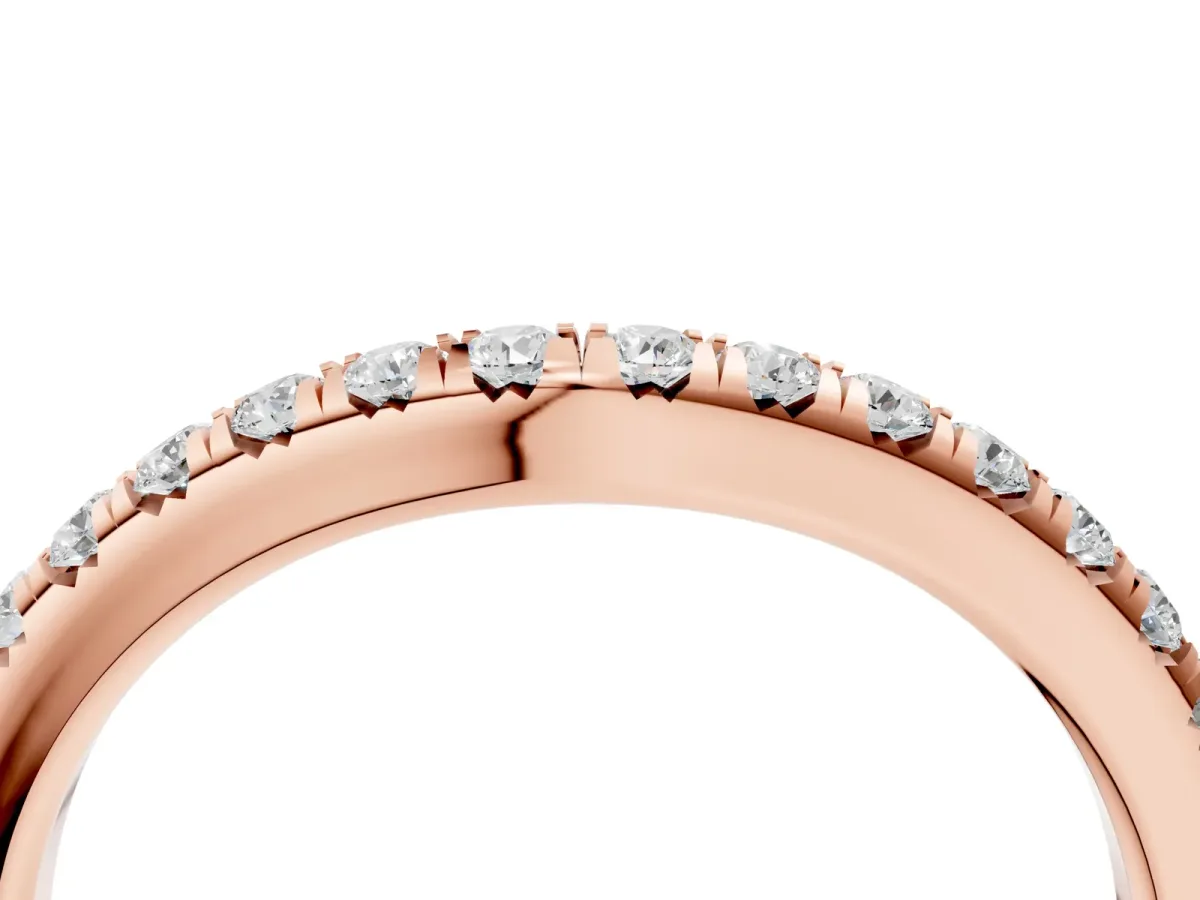 Round Diamond Pavé Curved Band with Shared Prong Setting Rose gold