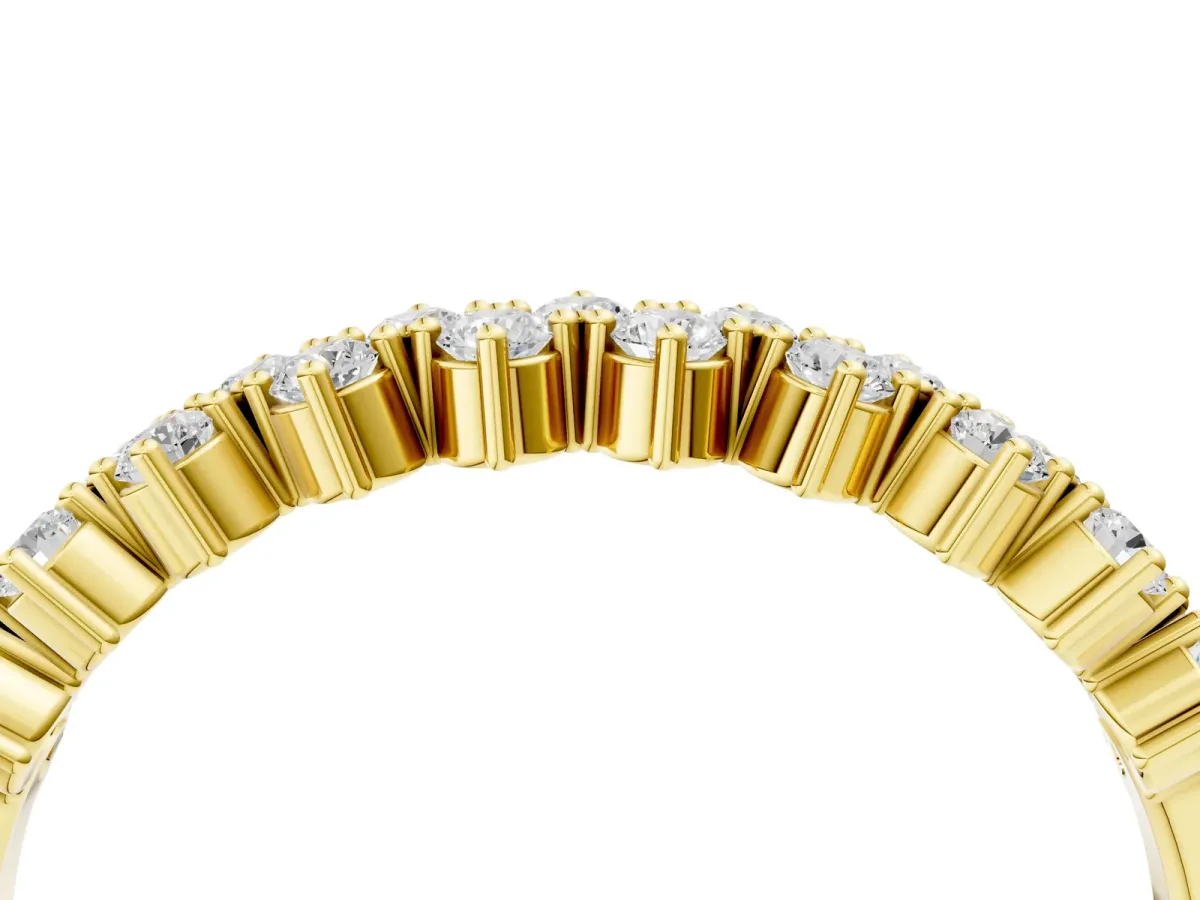 Round Diamond Prong Set Chevron Band Yellow gold
