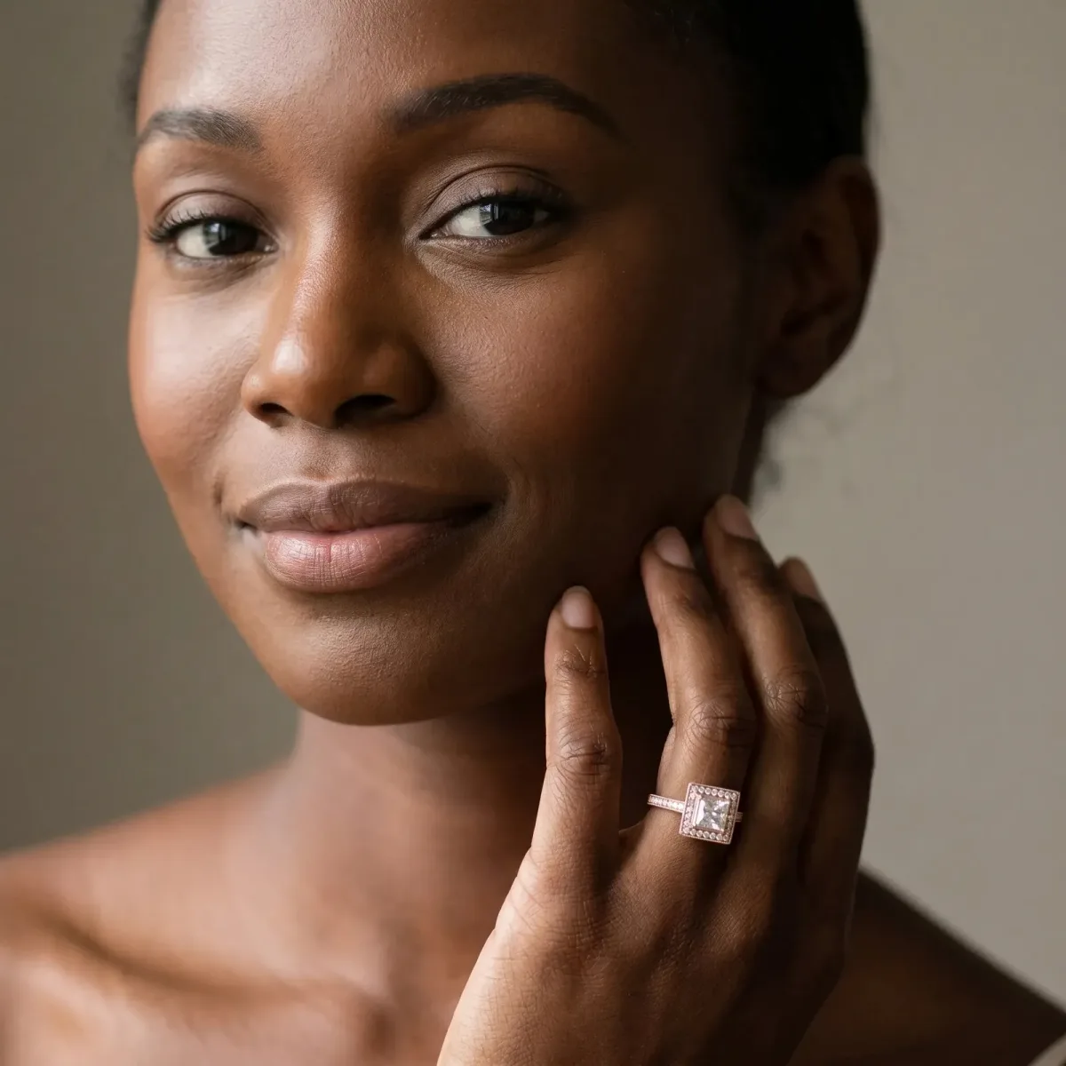Princess Cut Cut Halo Pavé Diamond Ring Rose gold