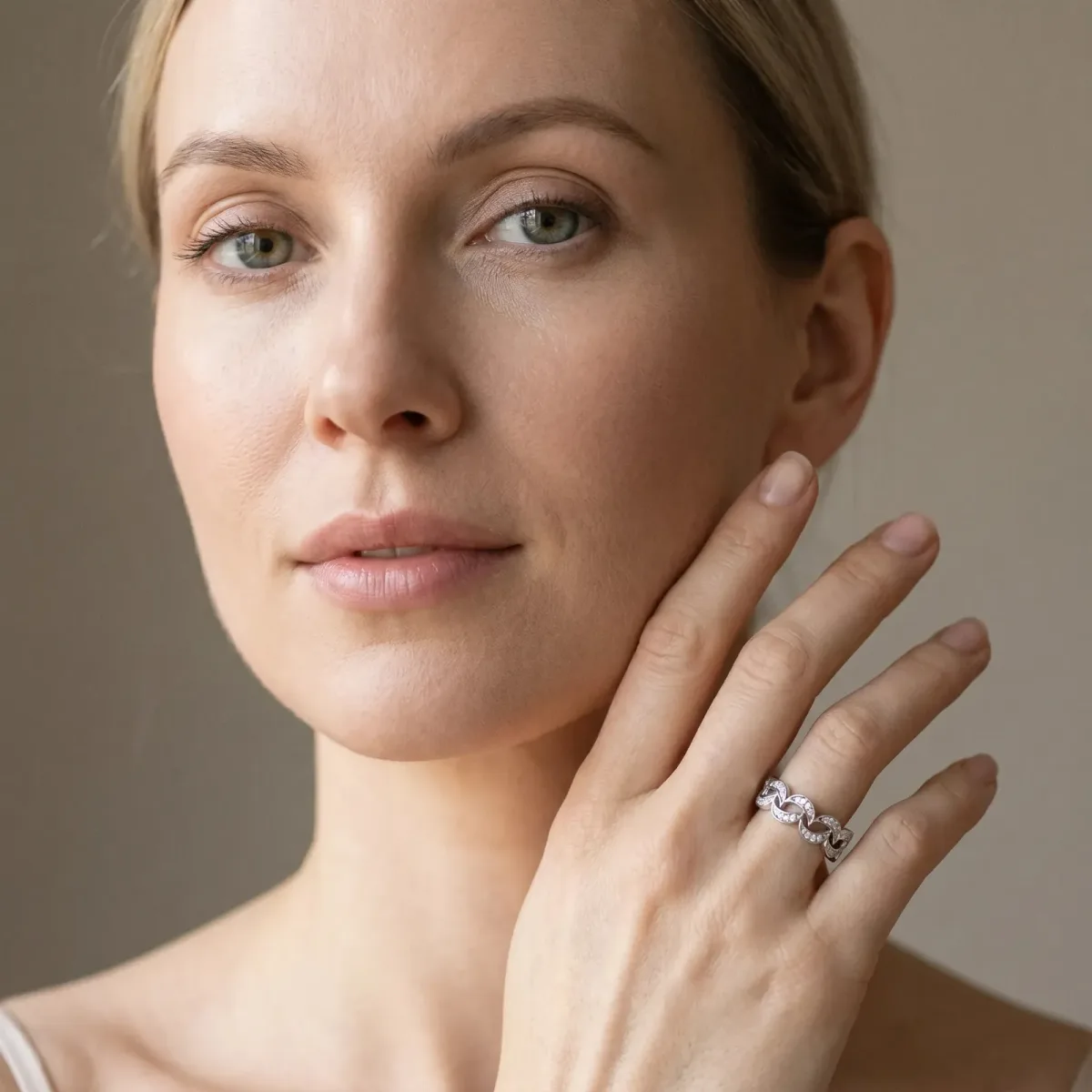 Pavé Round Diamond Interlocking Eternity Band with Bezel Prong Setting Silver