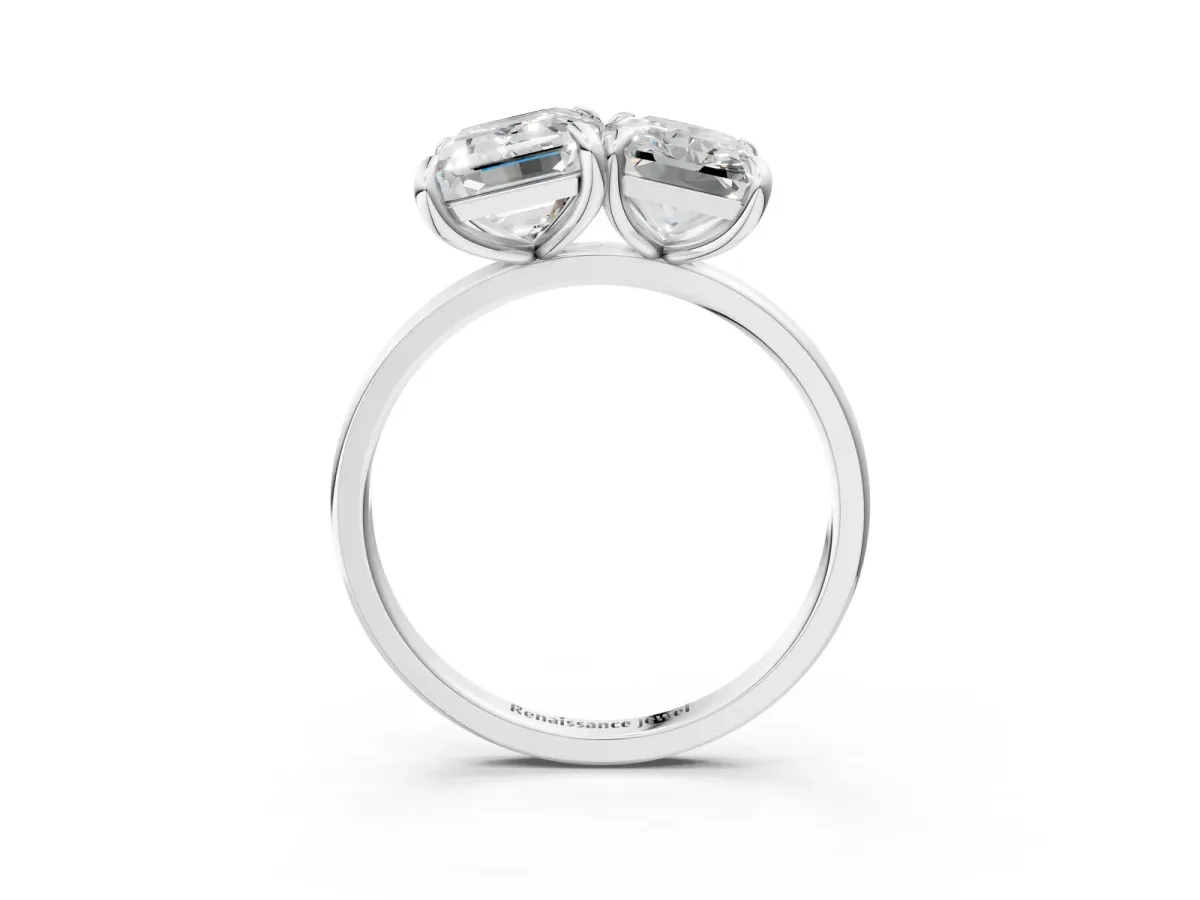 Emerald and Radiant Toi Moi Ring with Prong Setting and Plain Band Platinum