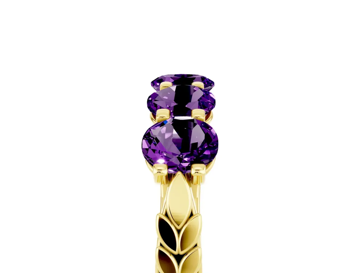 Five-Stone Round Amethyst Prong-Set Band Yellow gold