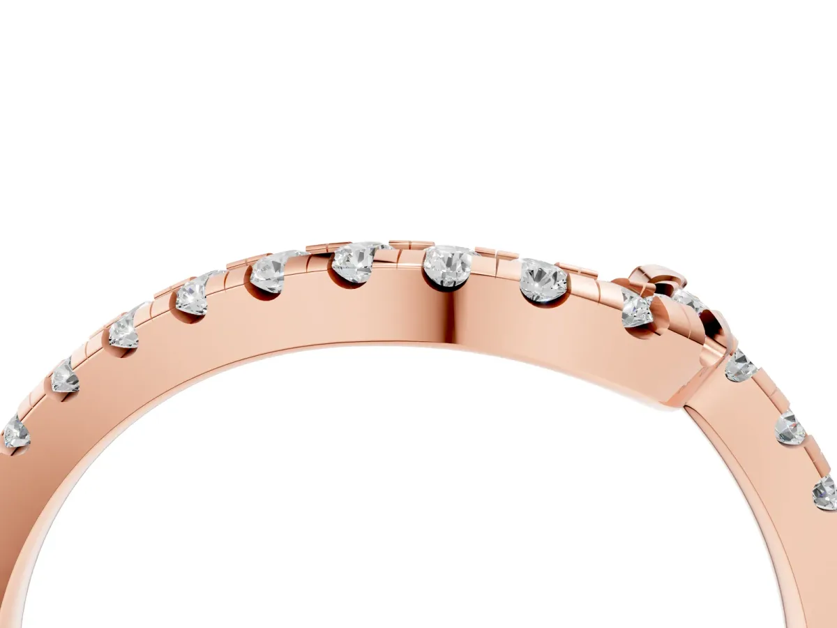 Pavé Round Diamond Chevron Band with Prong Setting Rose gold
